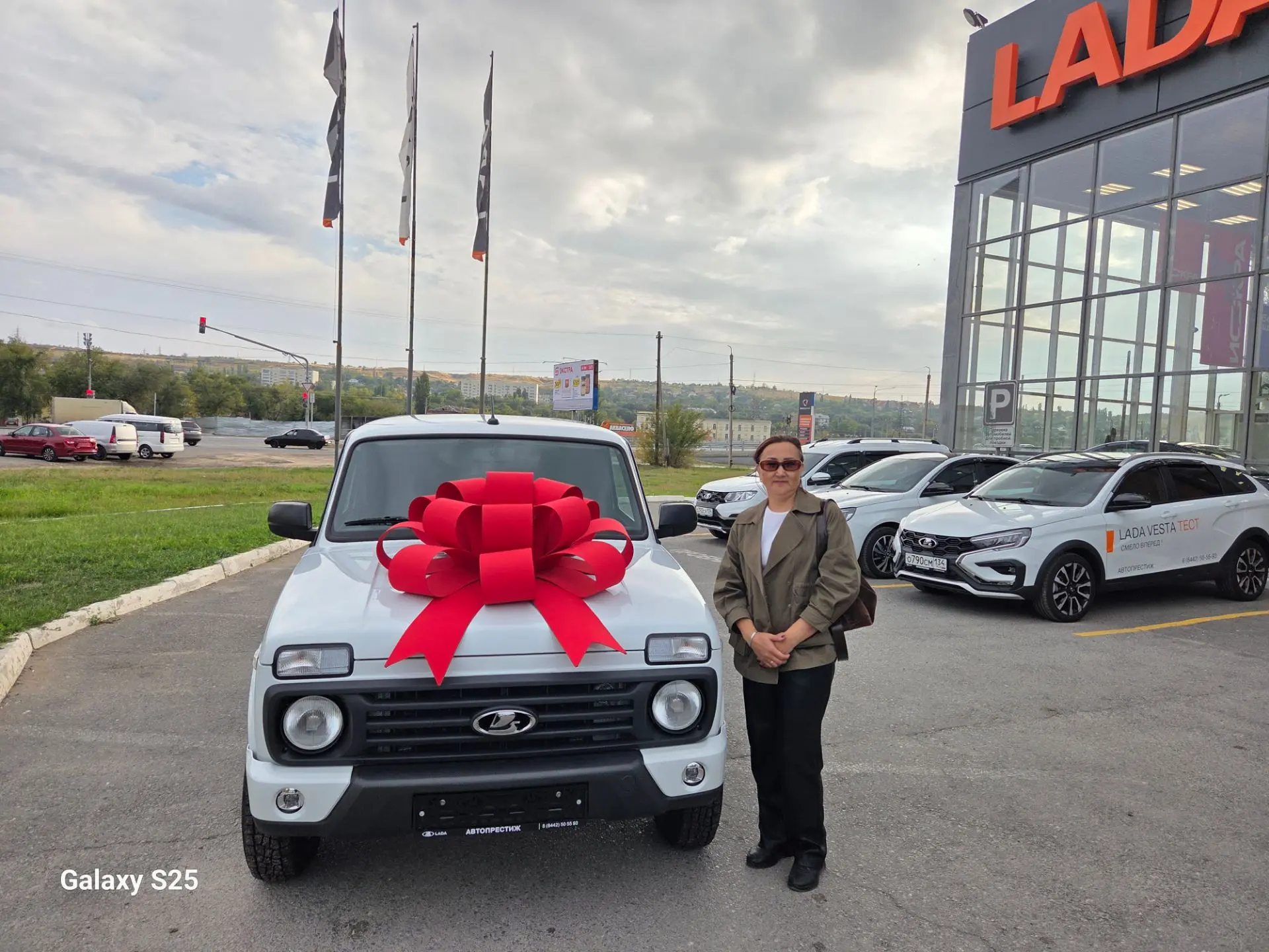 + 1 клиента вчера стали обладателями новой LADA: