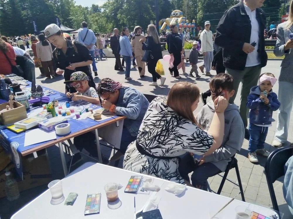 ✨🎈В День защиты детей детская школа искусств «Атмосфера»  в парке Первомайский, органи...
