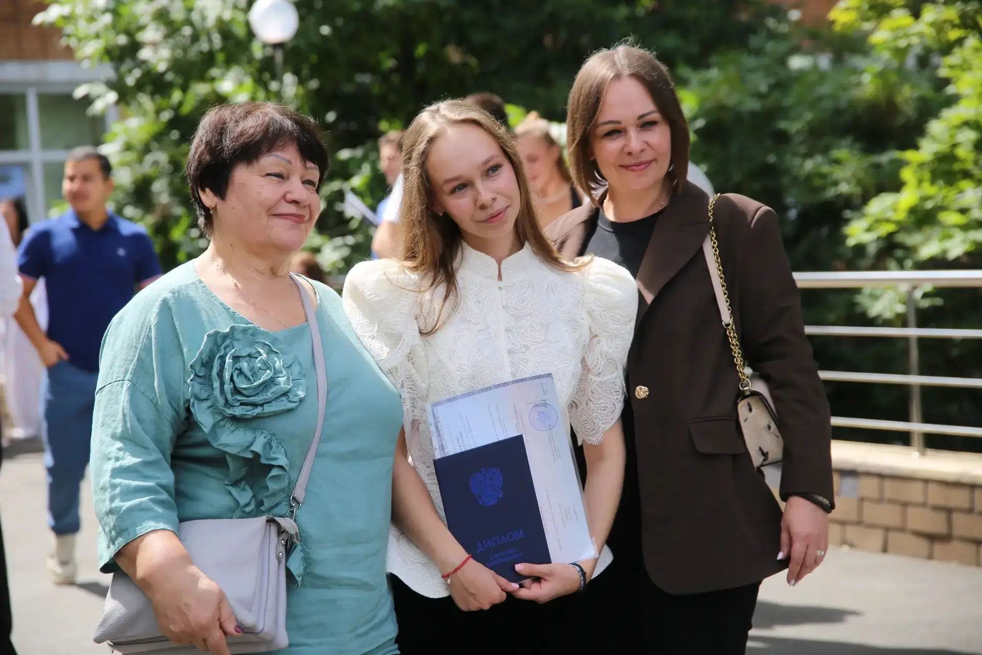🎓 14 июля — день, когда из нашего университета выпорхнуло более 400 выпускников! 

Факультет адапти
