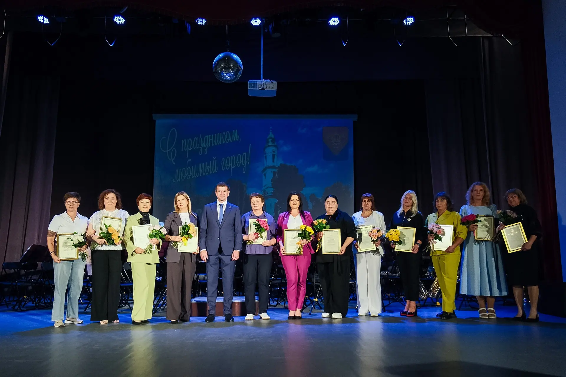 Сегодня официальная часть празднования 182‑го дня рождения Павловского Посада.
