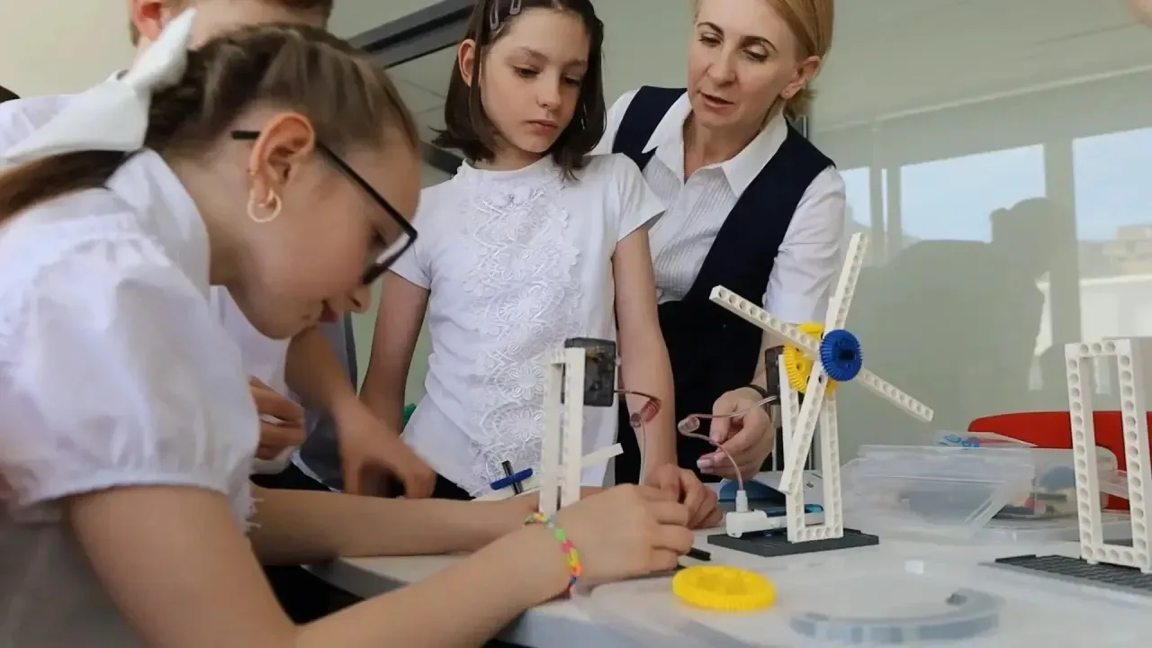 Уважаемые родители❗️

Если у вас растет будущий первоклассник, добро пожаловать в нашу школу! 

Что 