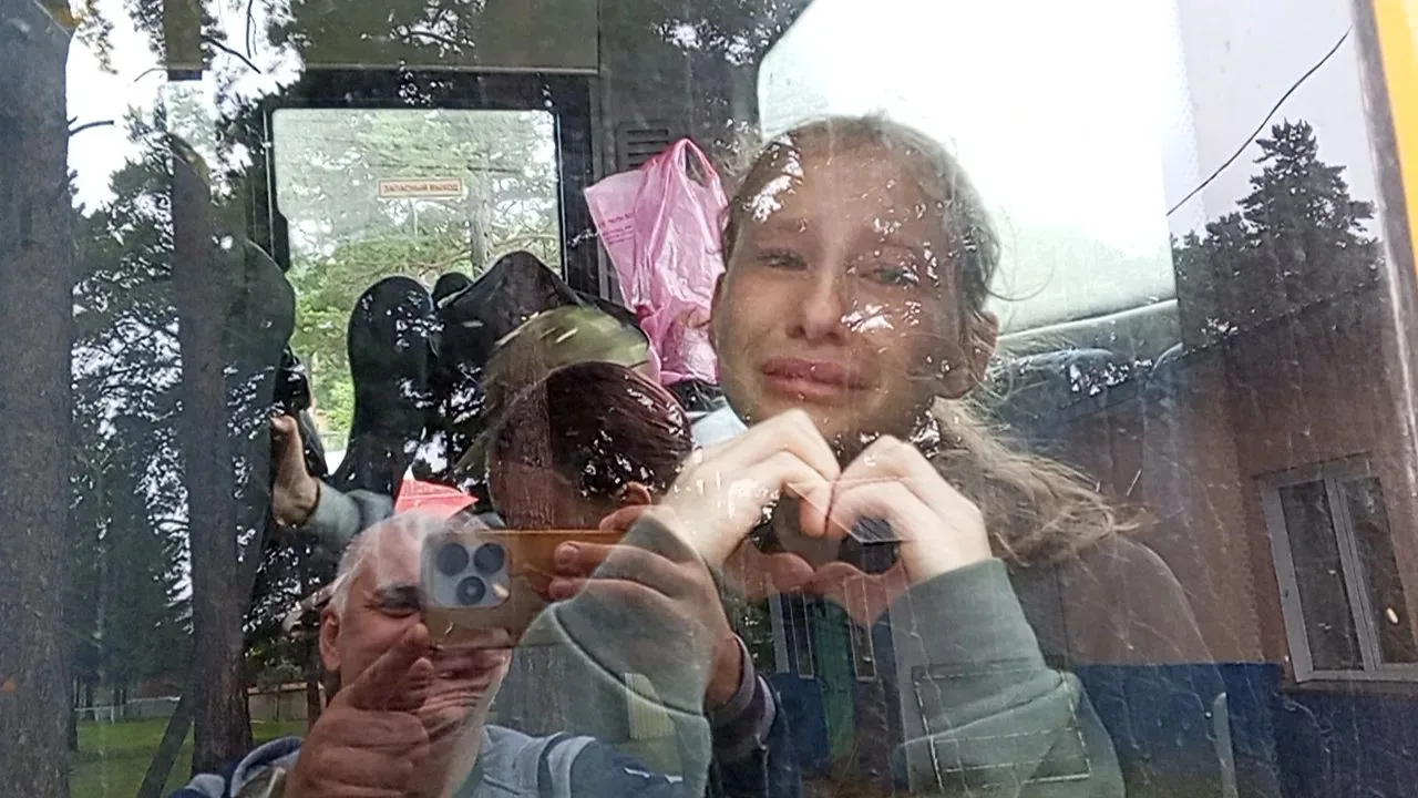 🏕Точка невозврата. Наша профильная смена «Юнармеец» официально завершена. 

🚍🥺Автобус подан, а сд