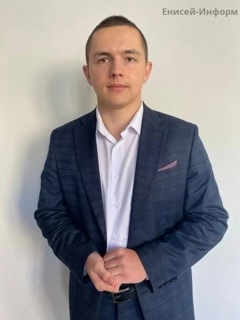 Иван Кудрин, выпускник Енисейского педагогического колледжа, стал обладателем краевой и...