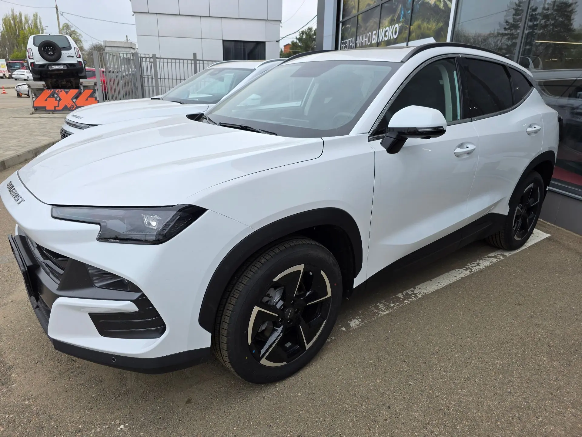 🚗💸 Soueast S06 рухнул ниже 3 млн — скидка 100 000 рублей прямо в лоб. Что происходит? На рынке тихо,