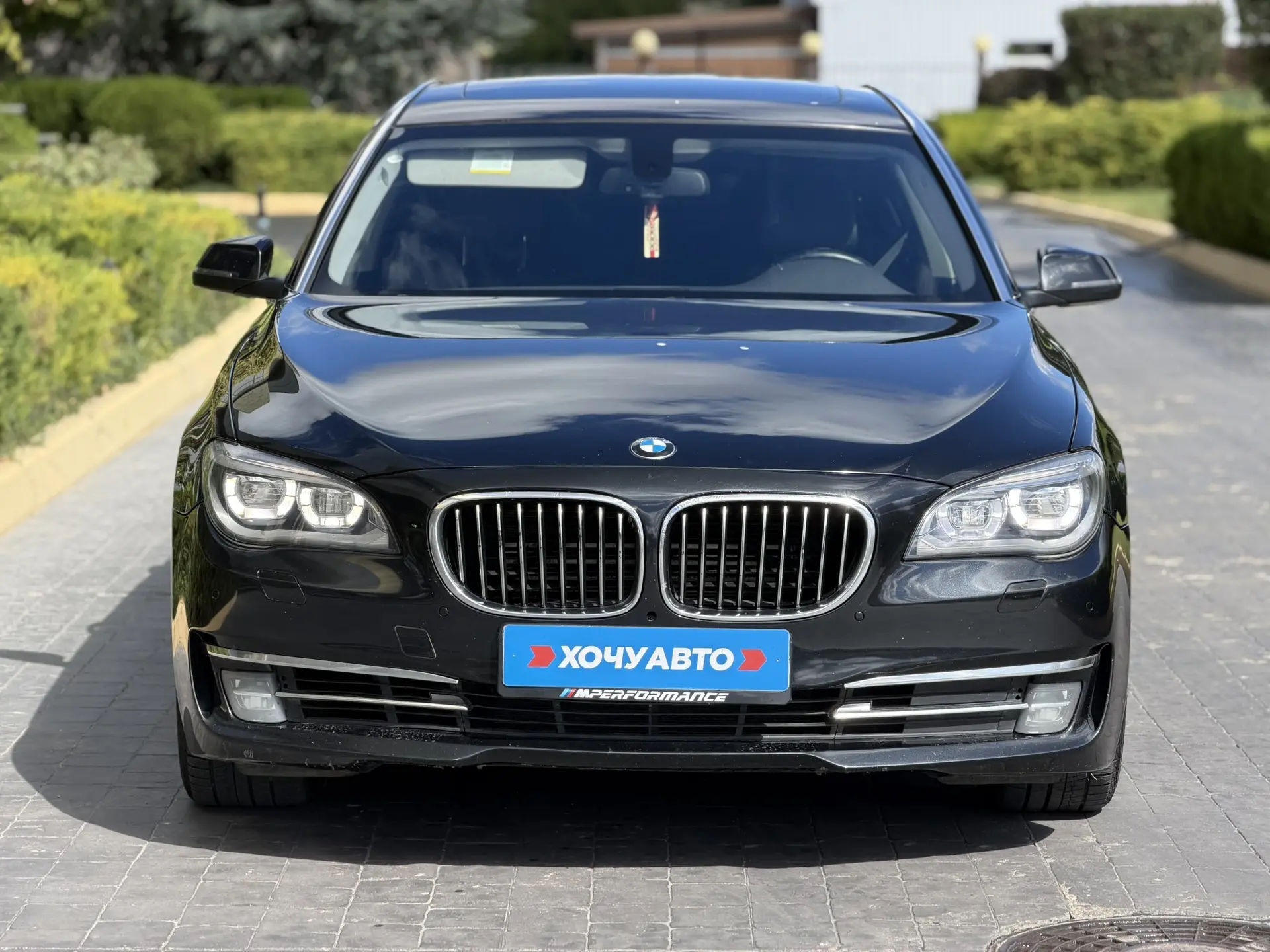 🔥 BMW 750Li — В НАЛИЧИИ НА ПЛОЩАДКЕ «ХОЧУ АВТО»