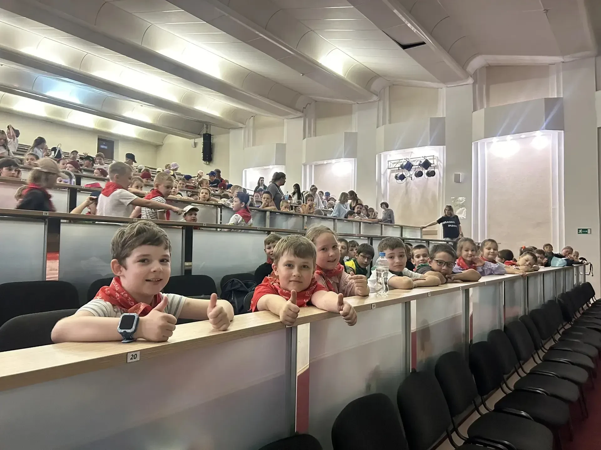 🎭 Путешествие в страну Дружбы! 🎭