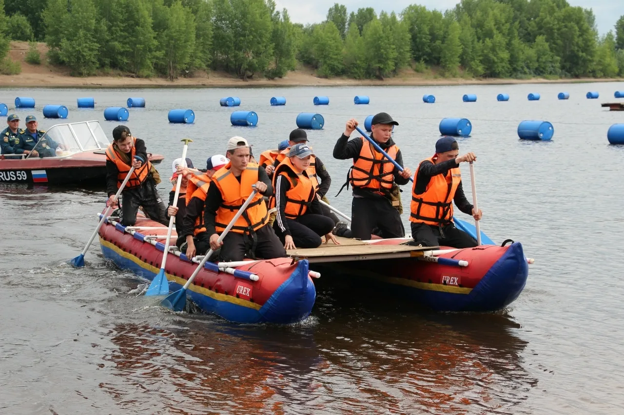 Глазовчане – среди лучших команд полуфинала спартакиады «Гвардия». 💪

Кадеты 10 школы имени Героя Р
