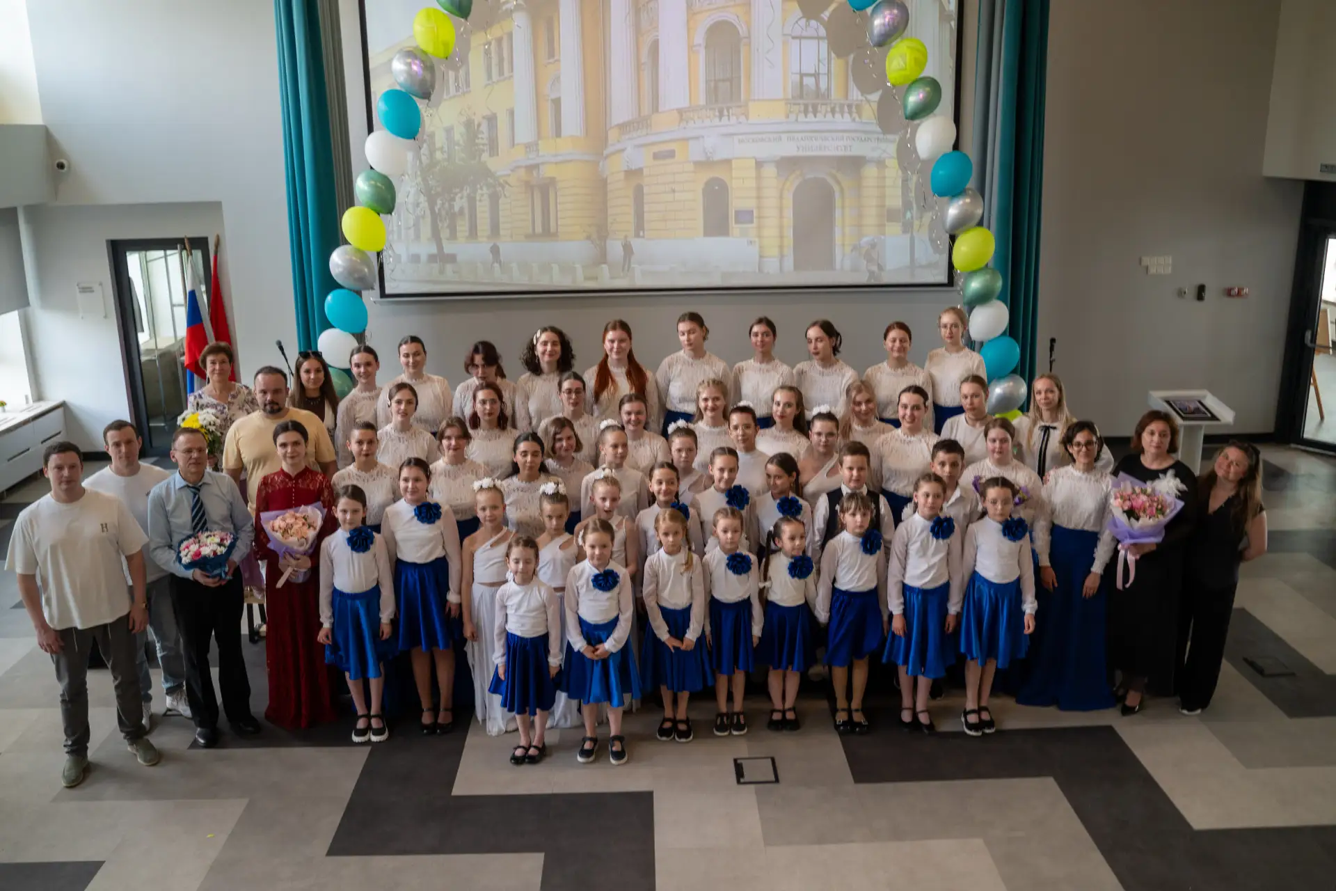 🎶 🎤«Пою — моё Отечество»: большой праздничный концерт хоровой музыки на Осенней.  22 мая в корпусе н