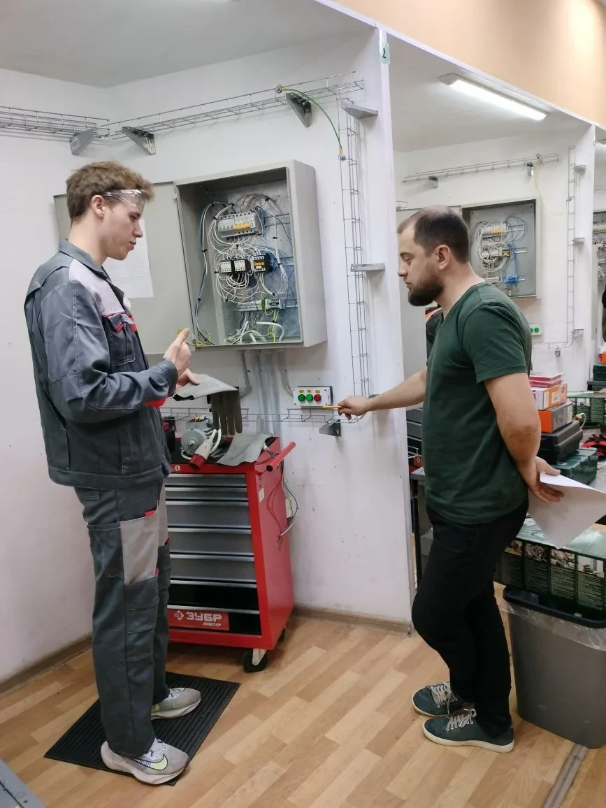 Демонстрируем знания 💡  В учебном комплексе информационных технологий ИТ-колледжа на базе площадки Ц