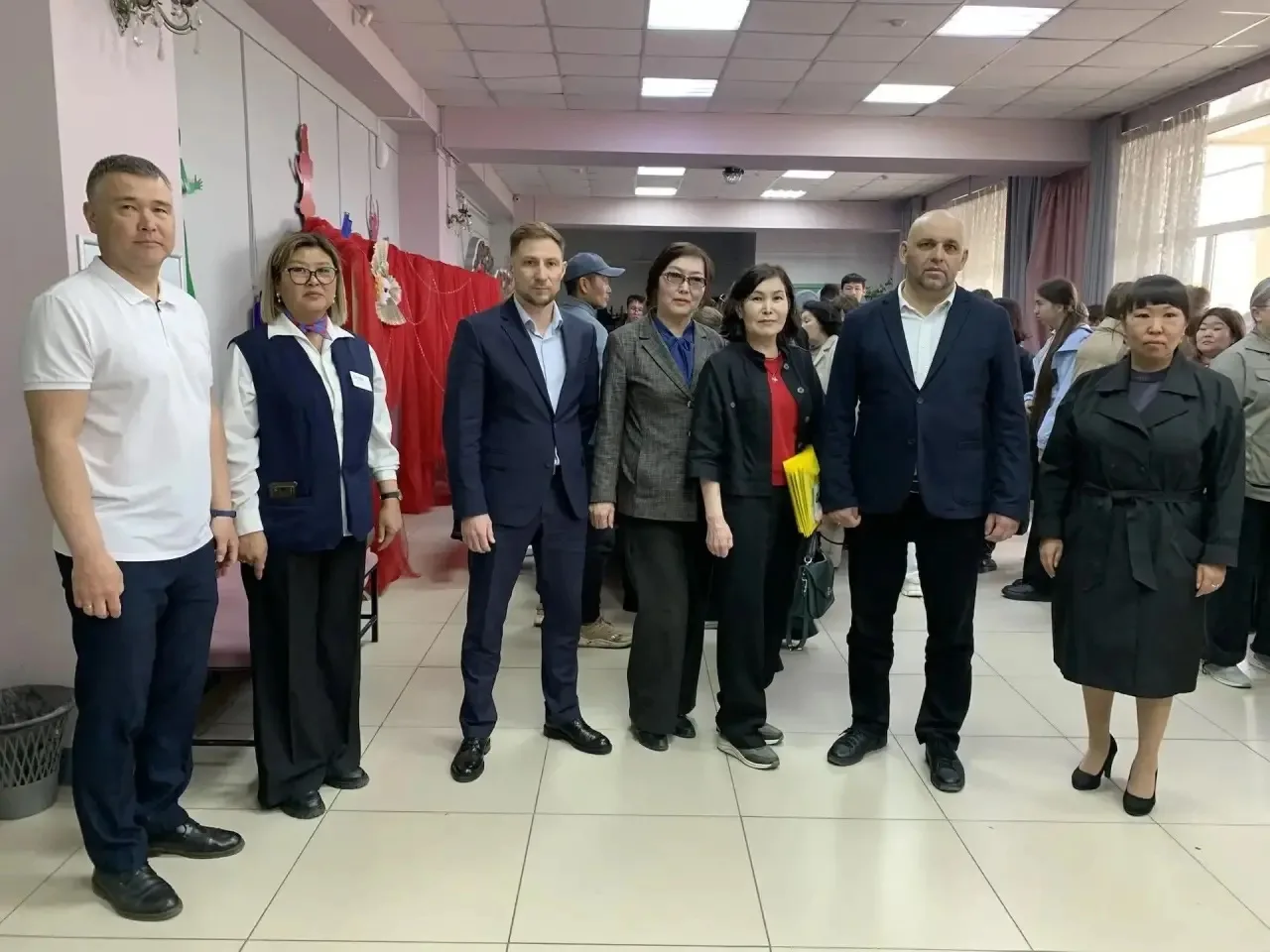 Лето для подростков: не только отдых, но и первая работа   15 мая 2026 года в культурно-досуговом це