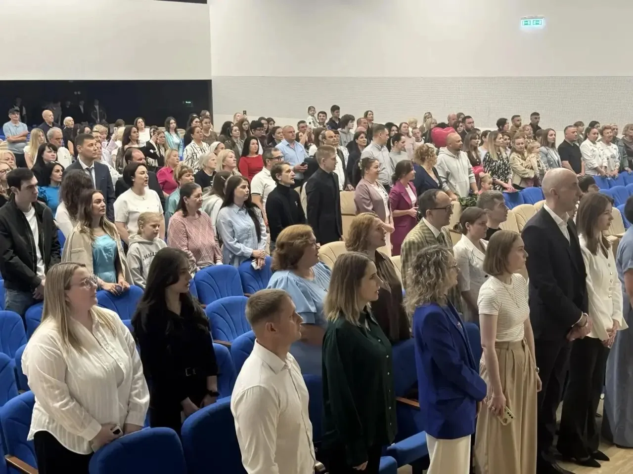 🔔Вот и отзвенел последний звонок для 11-х классов!  ❤️Сегодня для наших выпускников прозвучал главны