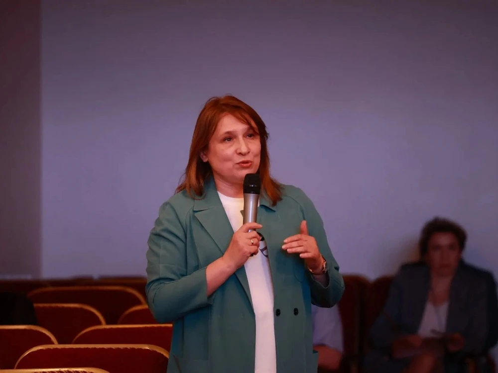 ⭐️ Доцент АГУ стала автором лучшего вопроса руководству Банка России

Преподаватель факультета эконо