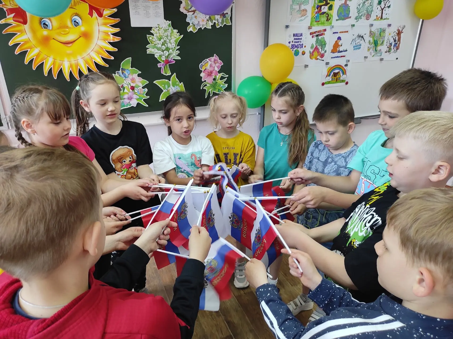 Флешмоб: " Мы вместе под флагом России "