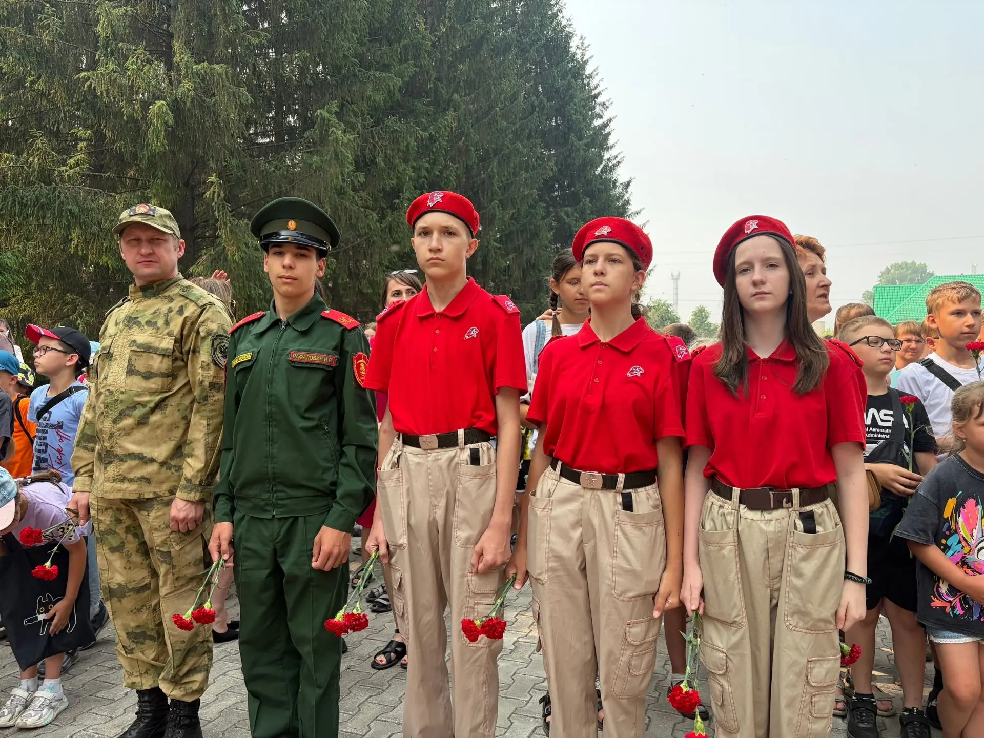 🕯️ Митинг, посвящённый Дню памяти и скорби, прошёл в Болотном

22 июня 85 лет назад фашистская Герм