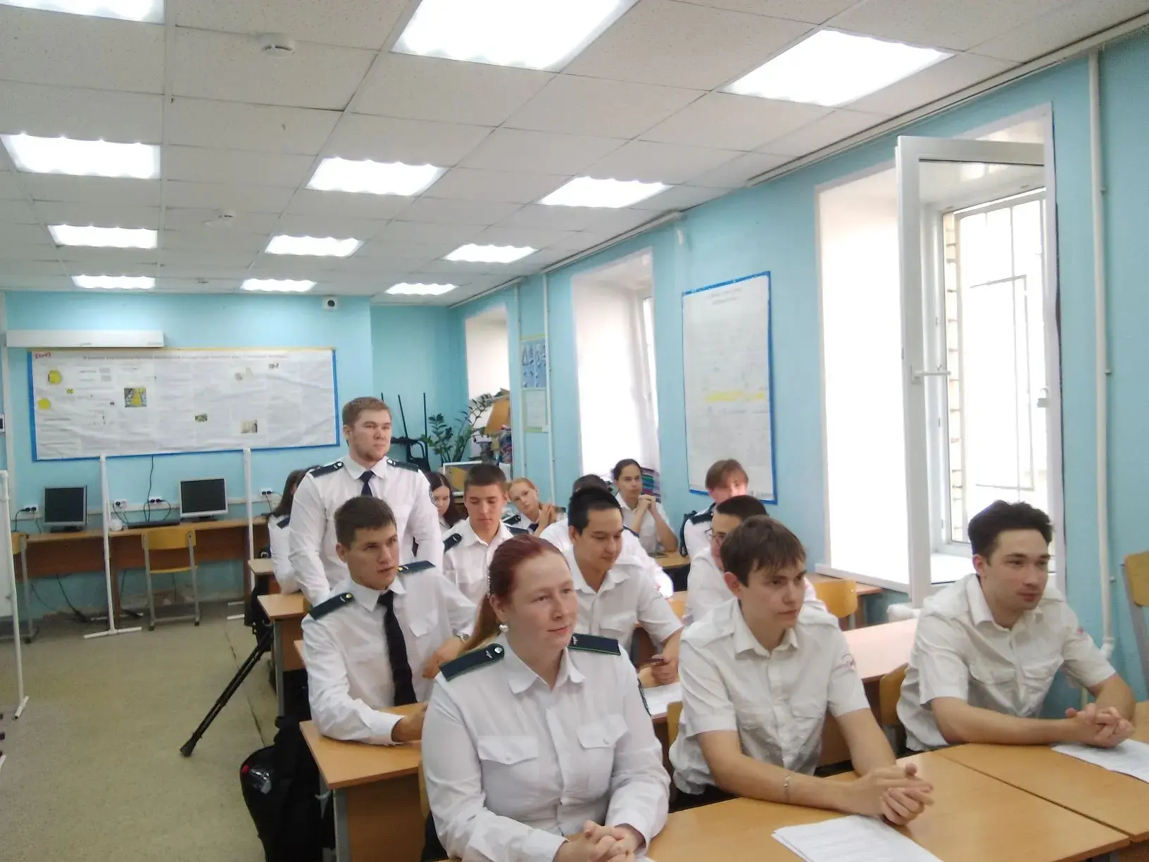 ПЕРВЫЙ ЭТАП ГИА 

Сегодня в ИТЖТ-филиале ПривГУПС состоялся первый этап ГИА — защита презентаций по 