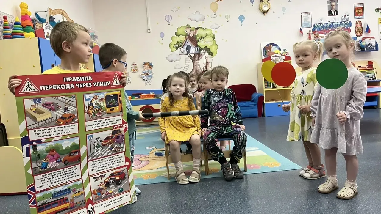 В дошкольном отделении «Умка» прошел увлекательный день под названием «Безопасная дорога»! Ребята уз