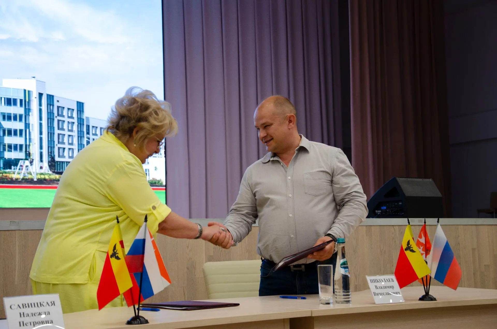 В нашей школе прошёл Клубный день российской анимации. Вообще-то мультфильмы мы посмотр...