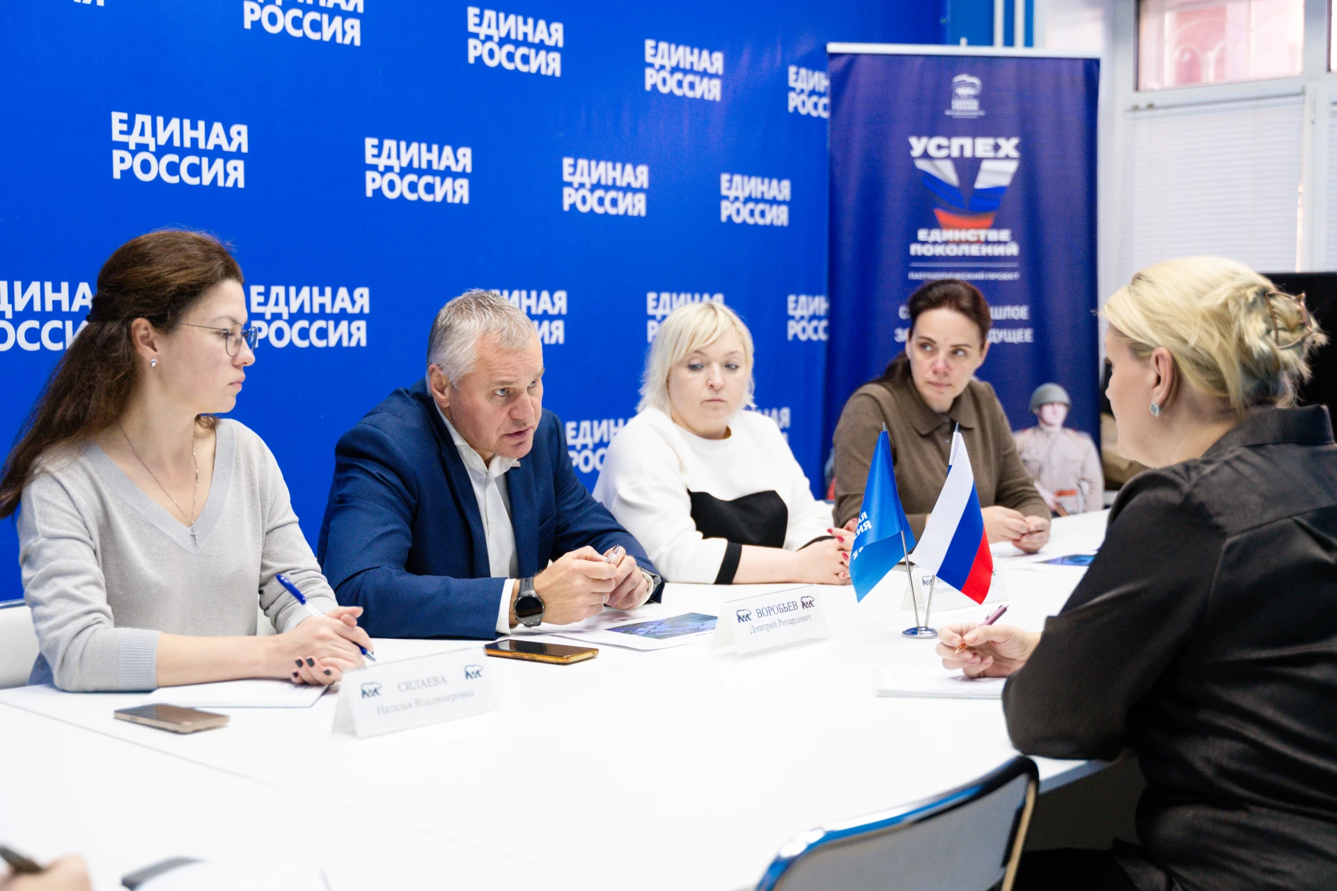 Провел личный прием жителей в Общественной приемной партии «Единая Россия» городского о...