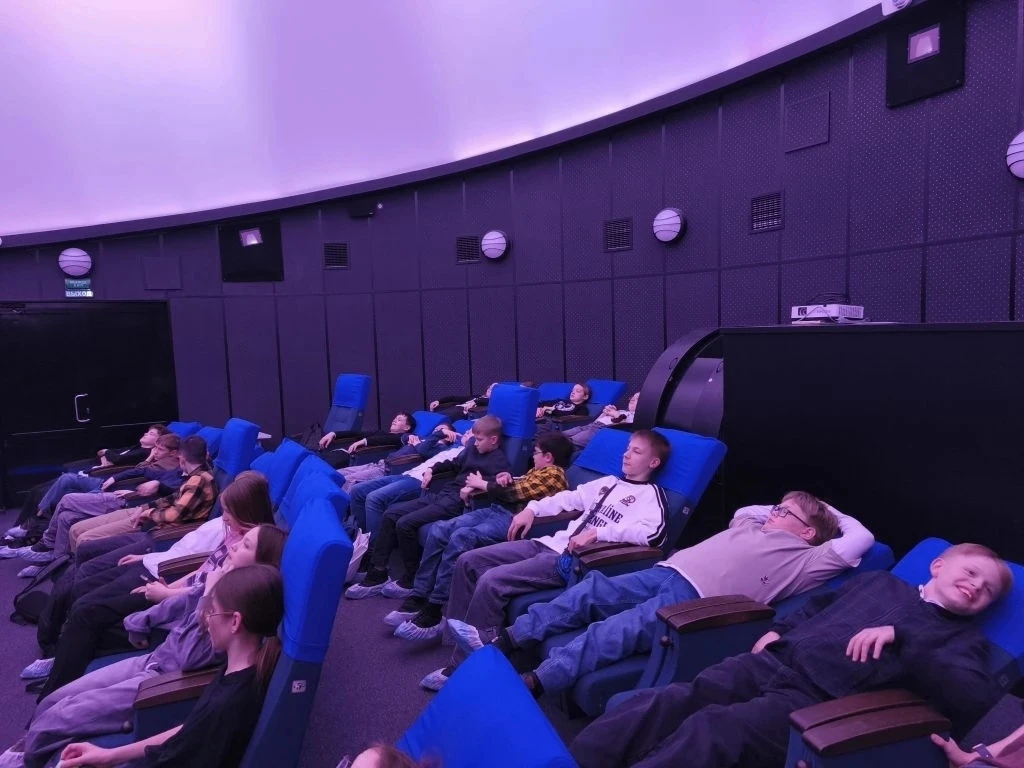 🚀В преддверии 65-летия первого полета человека в космос ученики 5 В класса отправились в настоящее к