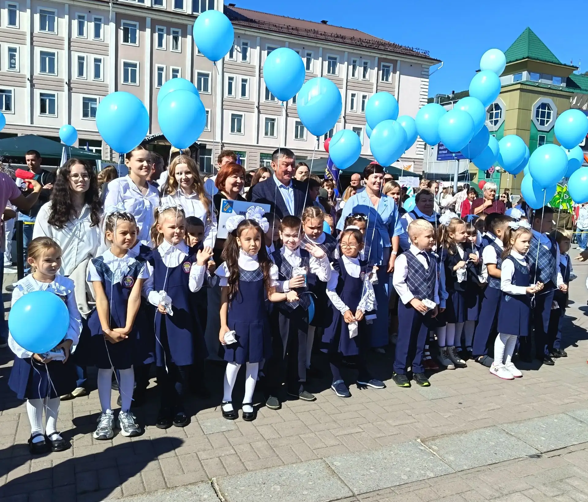 Тëплый солнечный денëк, хорошее настроение, увлекательное зрелище - так прошëл сегодня ...