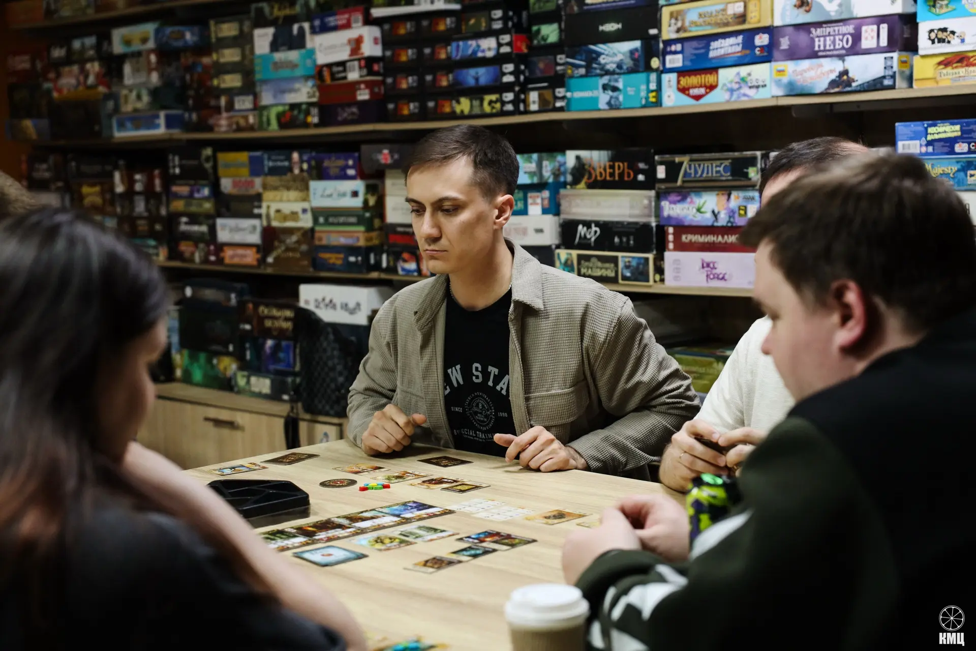 🎲 ТУРНИР НАСТОЛЬНЫХ ИГР «КУБОК ТНИ» ВЫХОДИТ НА ФИНИШНУЮ ПРЯМУЮ