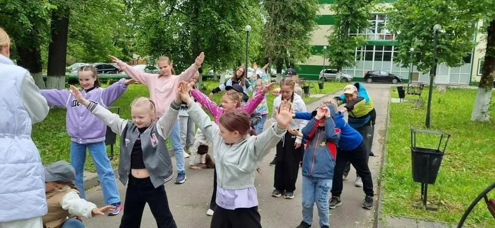 😉Без гаджетов: день весёлых дворовых игр в лагере🤸‍♂️