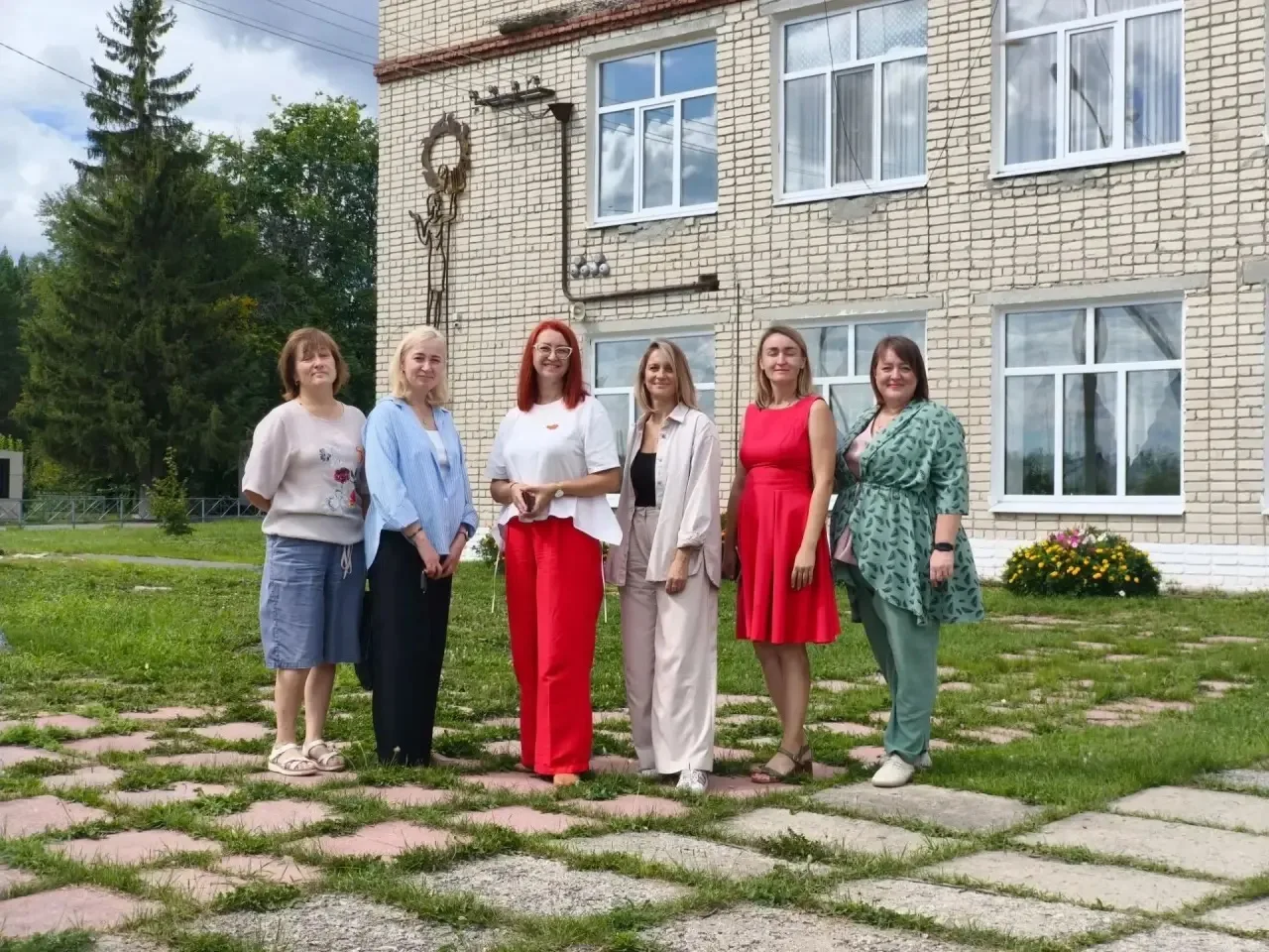 ✅ Всё новое — это хорошо забытое старое. Школа сельского библиотекаря снова в строю.