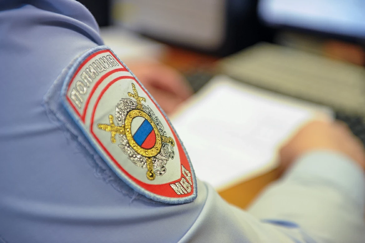 В Туле сотрудники полиции раскрыли серию краж из гипермаркета

Участковыми уполномоченными полиции О