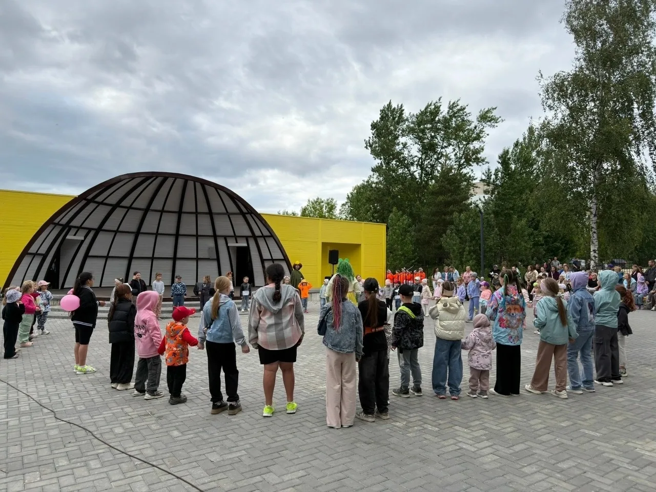В парке «Озеро Зелёное» ярко отметили День защиты детей🎈