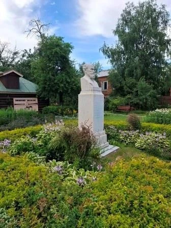 Культурно-спортивная программа «Культурный перерыв по-Павловски»
 
Немного ранее Музей-усадьба И.П. 