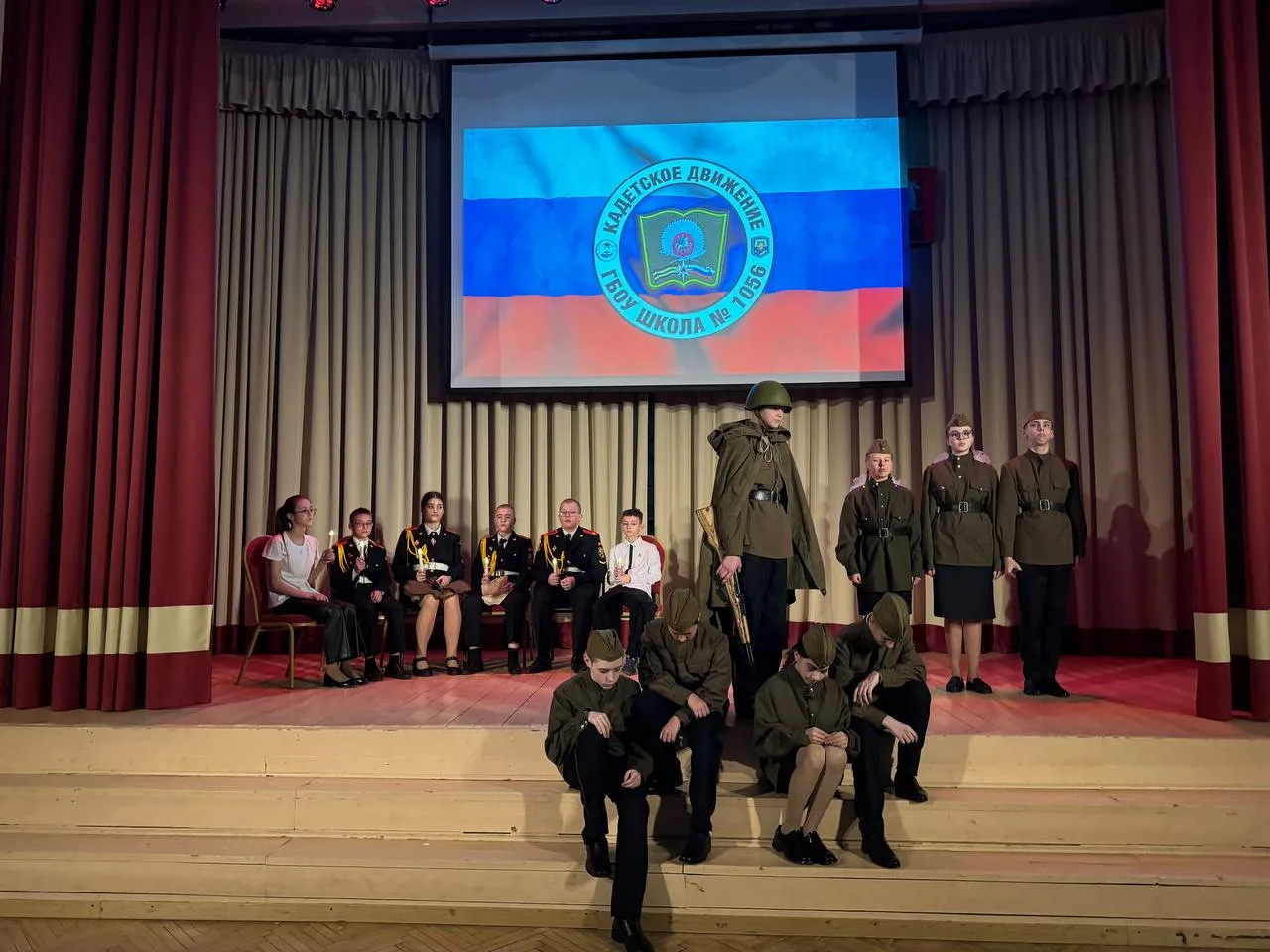 🎶 С песней к победе  🕊️ 🕊️ Мы продолжаем делиться выступлениями в нашей школе ко Дню Победы.  Ребята