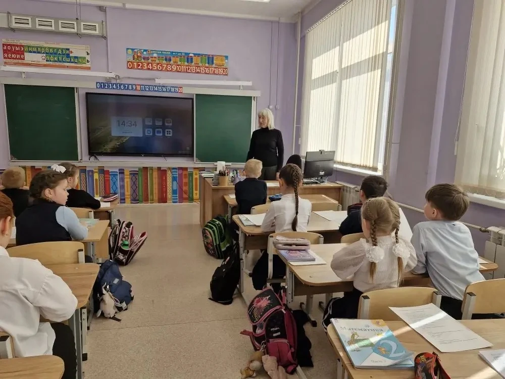 📢 Просветительская акция от Роспотребнадзора в нашей школе!💡  🫧С 17 по 20 марта в школе прошла  прос