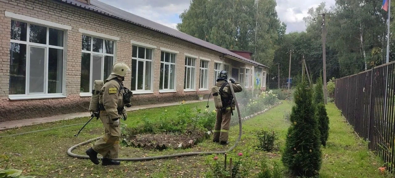 В преддверии нового учебного года в образовательных учреждениях Глинковского округа про...