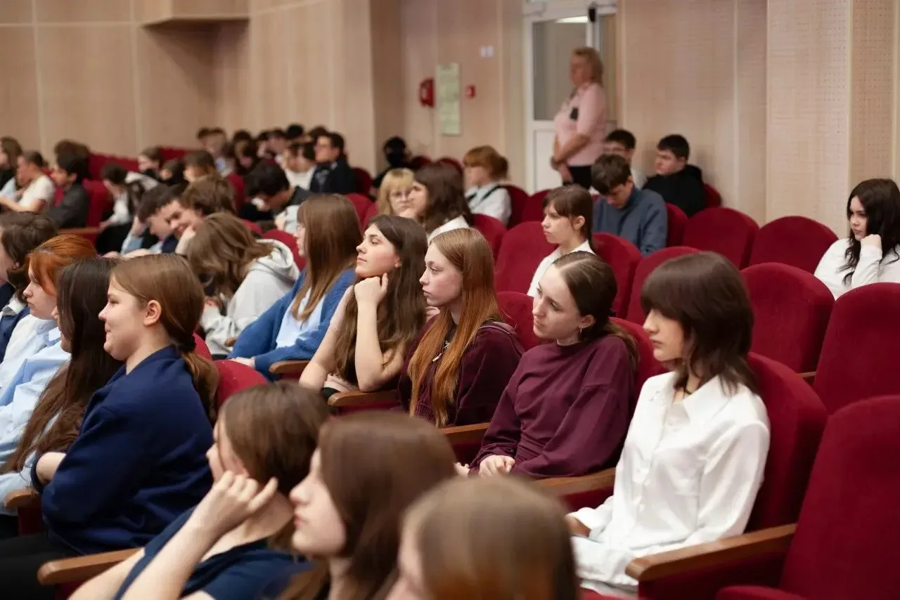 Акция «Знаем! Помним! Гордимся!» — в честь 80‑летия Калининградской области   При поддержке Министер