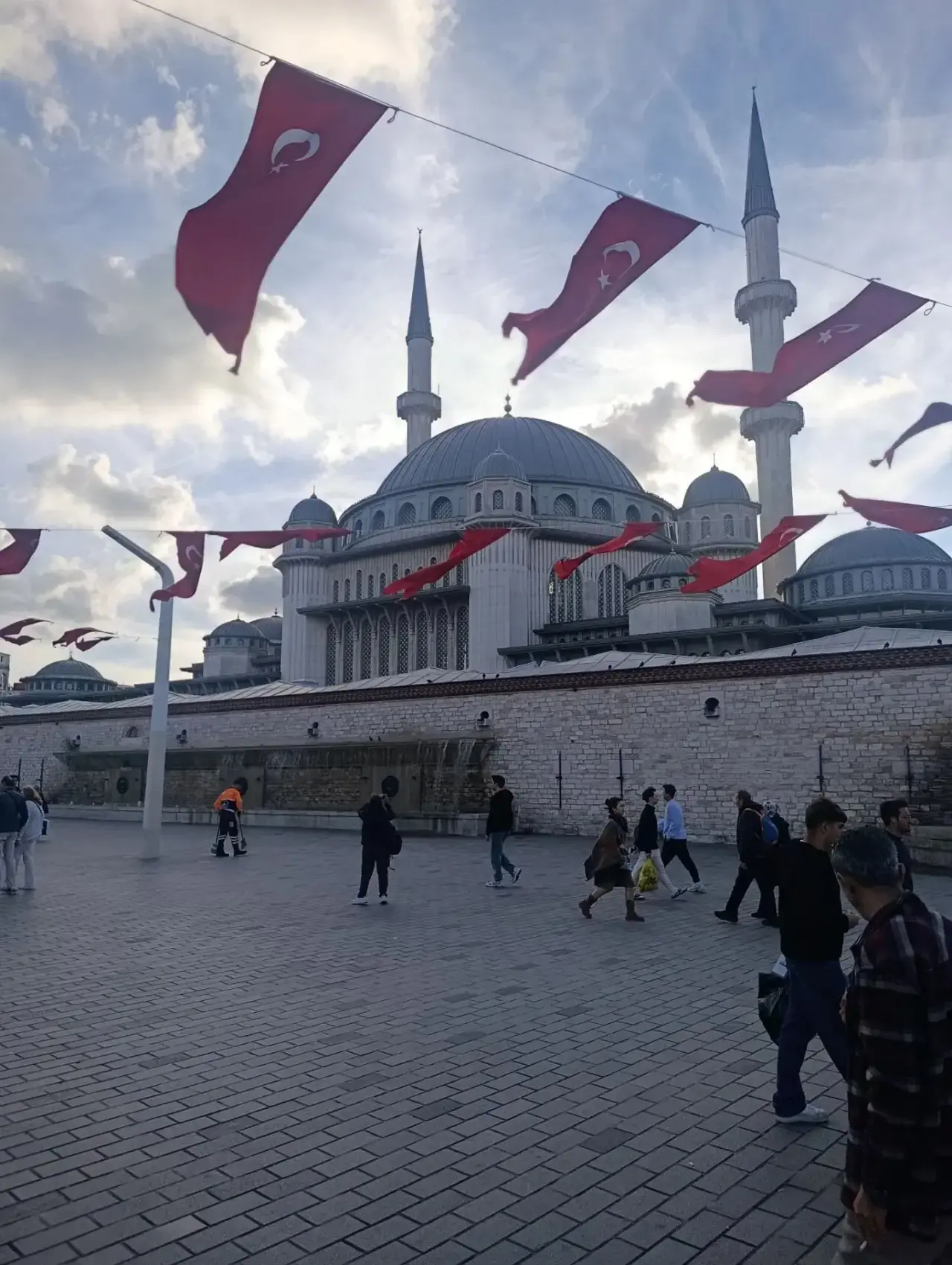 А тем временем мои туристы гуляют по Стамбулу 😍 И шлют мне фоточки ❤️ Все, как я люблю...