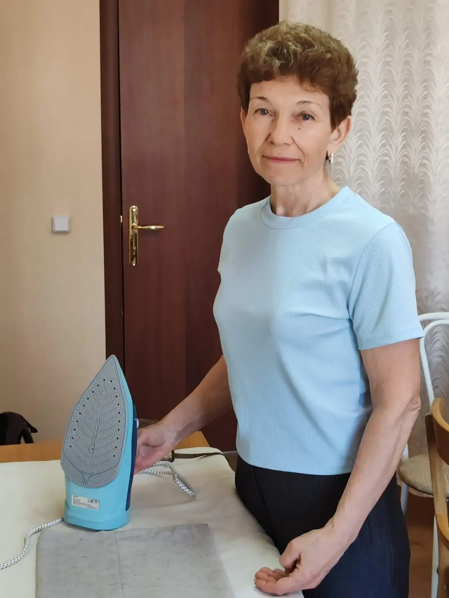 Из газетной рубрики "Человек труда"

Нитка, иголка, душа

Ко Дню работников текстильной и лёгкой про