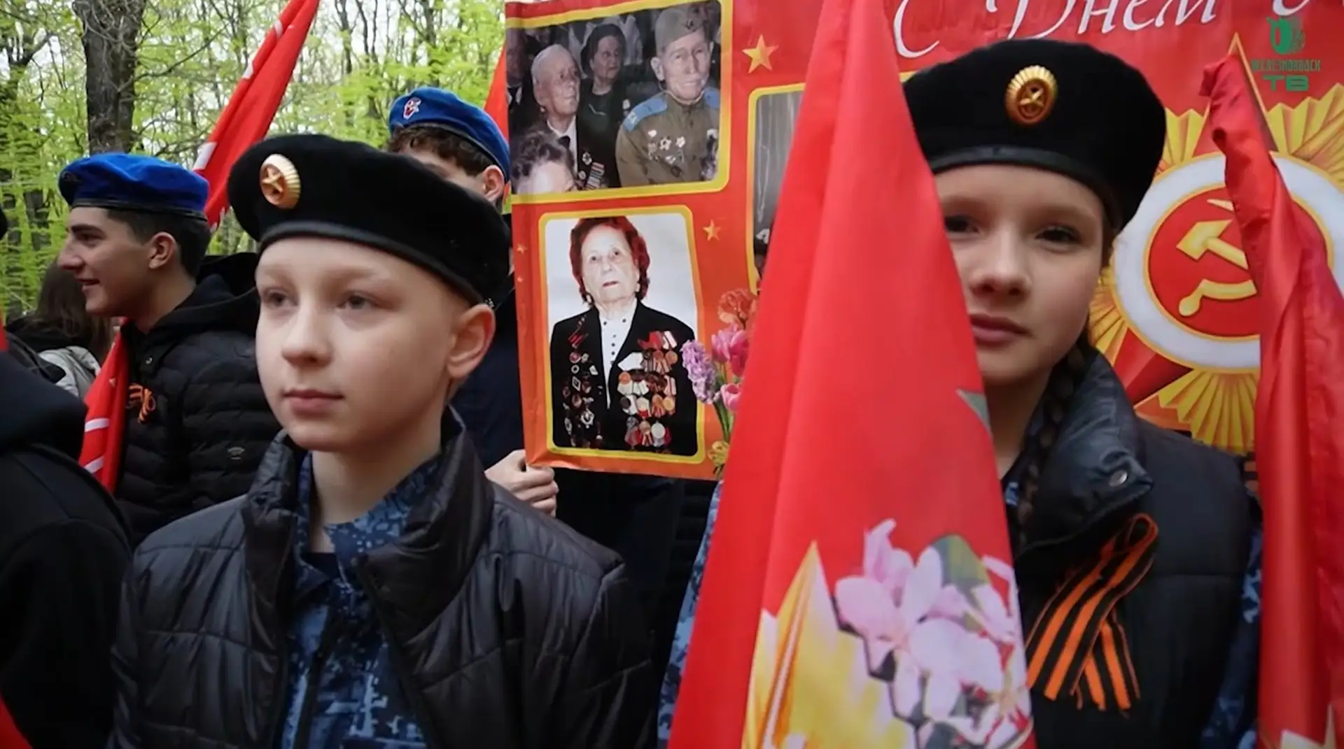 Патриотический забег, восхождение на самую высокую гору и погружение в героическую эпоху — Северный 