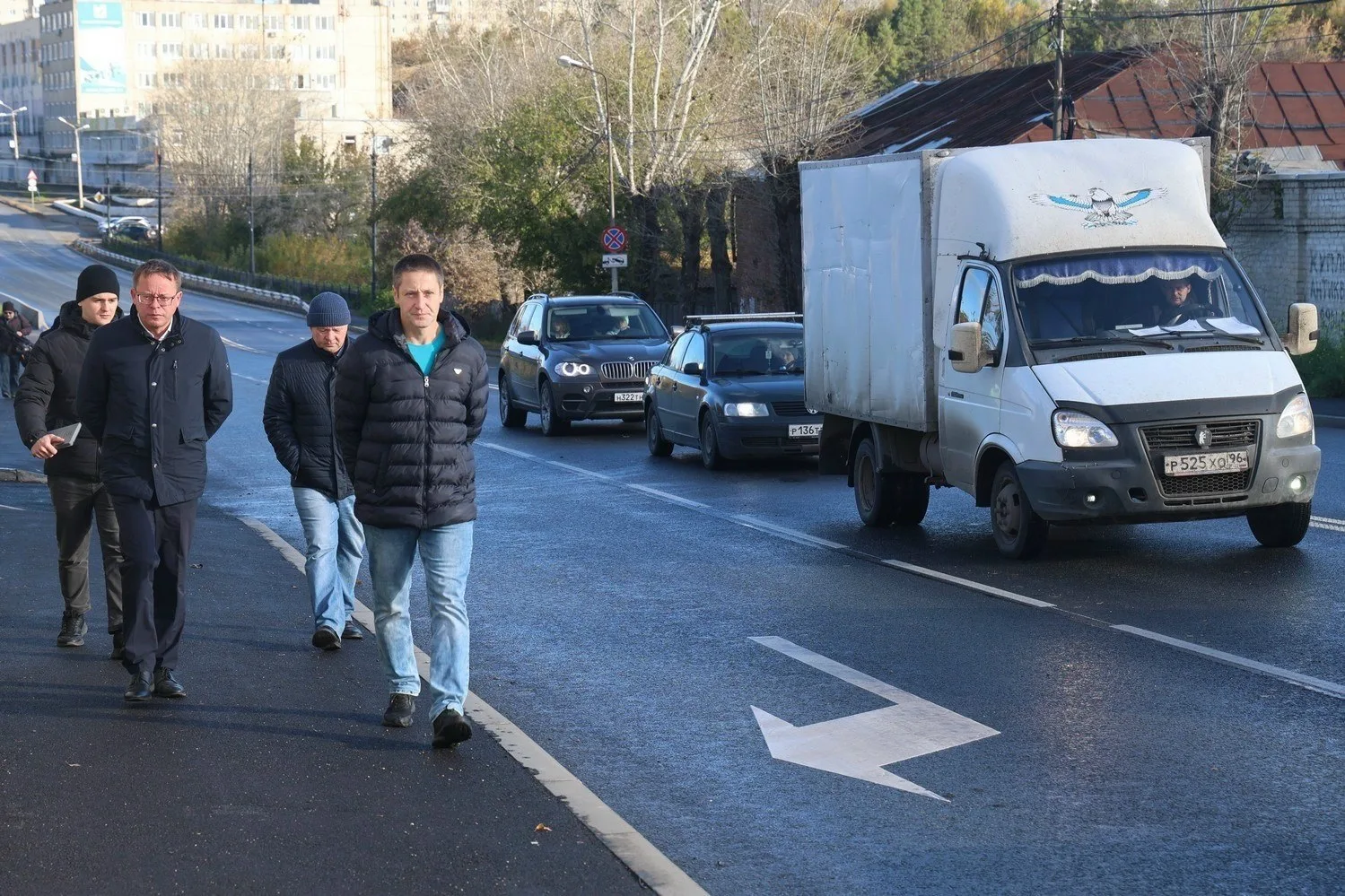 💡 Крепкие хозяйственники проверяют качество ремонта в Каменске-Уральском