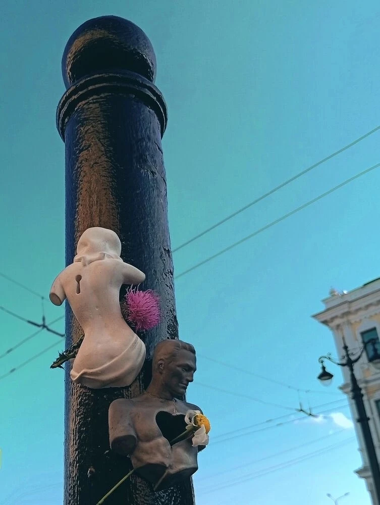 На улицах Омска "спрячут" мини-скульптуры. Сможете ли вы отыскать хоть одну? 🤔

Небольшой квест при