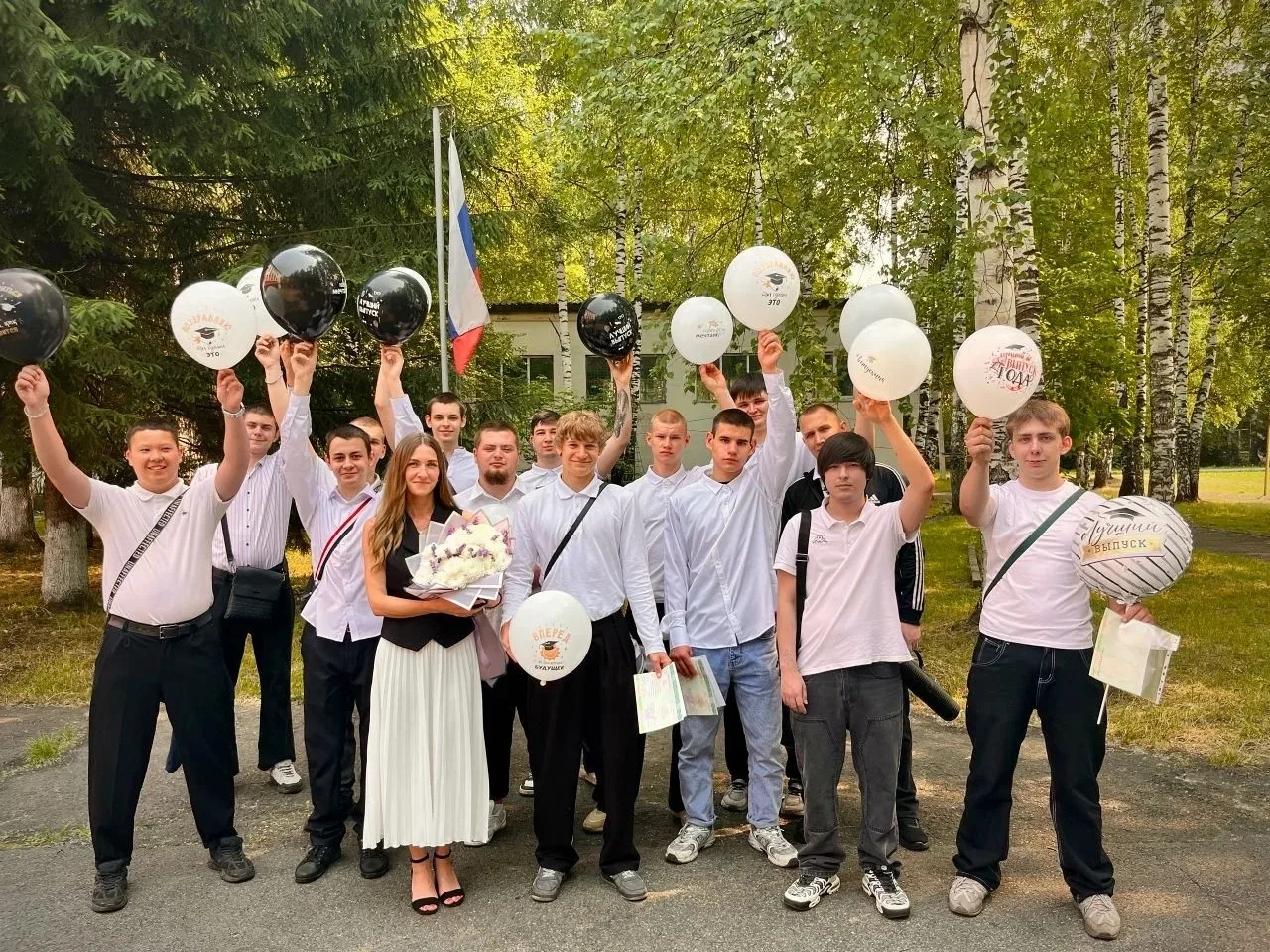 НОВАЯ СМЕНА ШАХТЕРОВ ГОТОВА К СПУСКУ! 

🔥 В МГСТ прошла   защита ВКР в группе Электрослесарь подз
