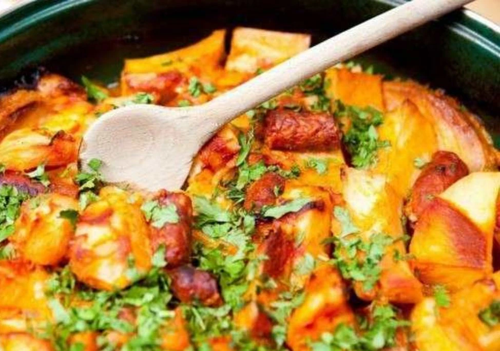 ​​​КАРТОФЕЛЬ С ОХОТНИЧЬИМИ КОЛБАСКАМИ