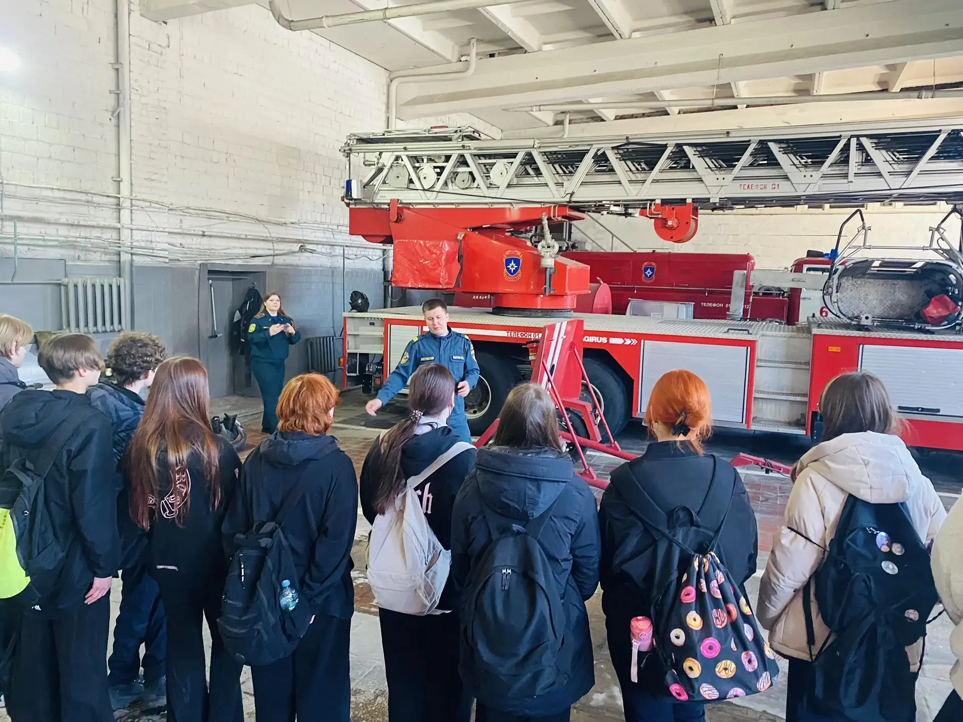 🚒 Экскурсия 7 «А» в пожарную часть: итоги познавательного дня  Сегодня учащиеся 7 «А» класса посетил