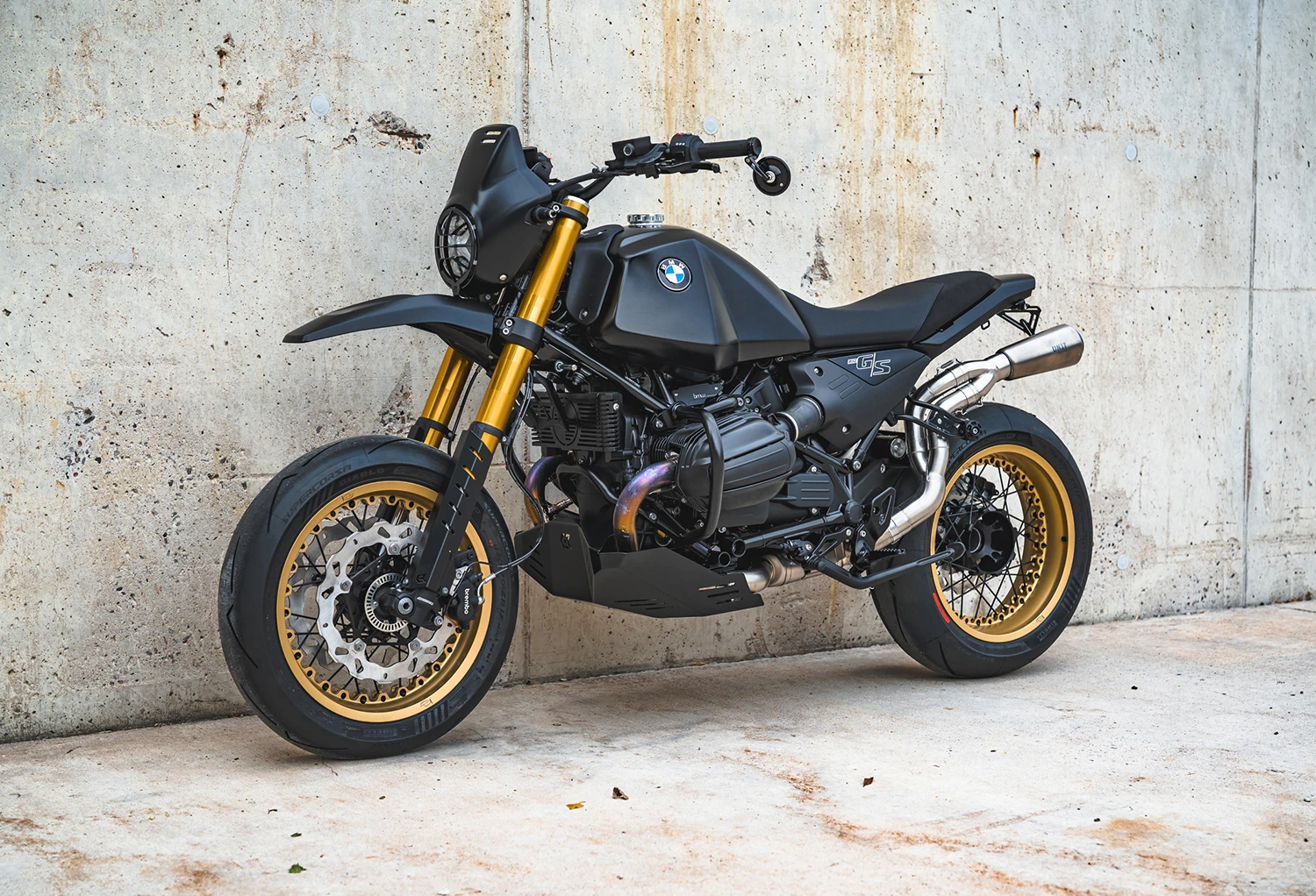 Немецкие мастера из Classicbike-Raisch решили, что новому BMW R 12 G/S совсем необязате...