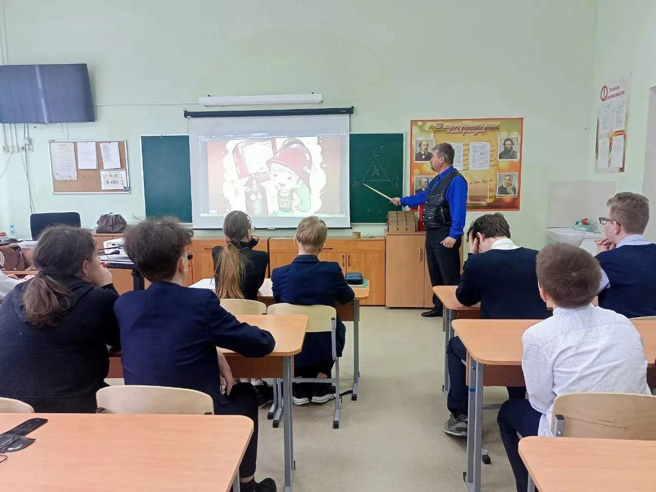 🚨 Единый день гражданской обороны!  18 и 19 февраля в лицее прошли мероприятия, посвященные Всемирно