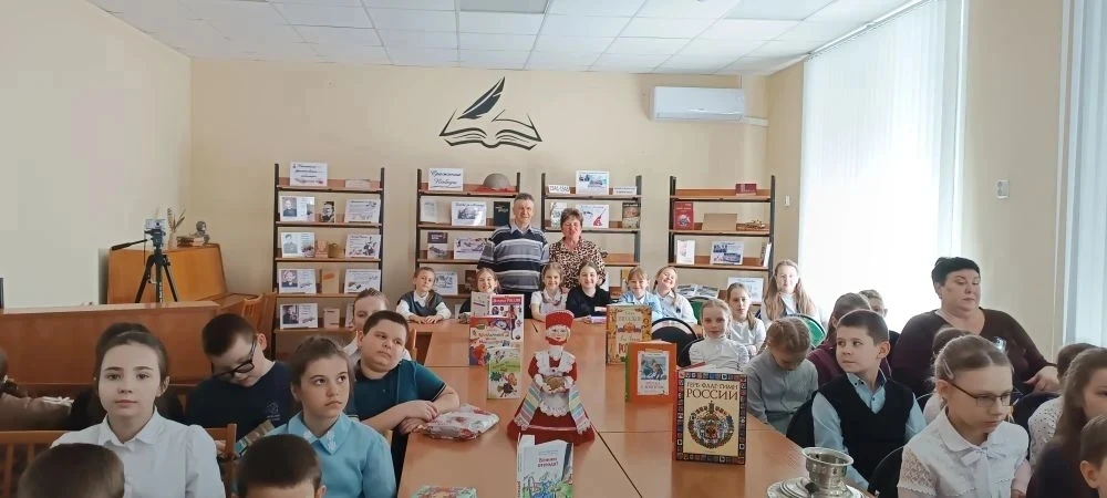 С 2⃣8⃣ марта по 5⃣ апреля 2⃣0⃣2⃣6⃣ года проходит  Всероссийская неделя детской книги – крупнейшее ме