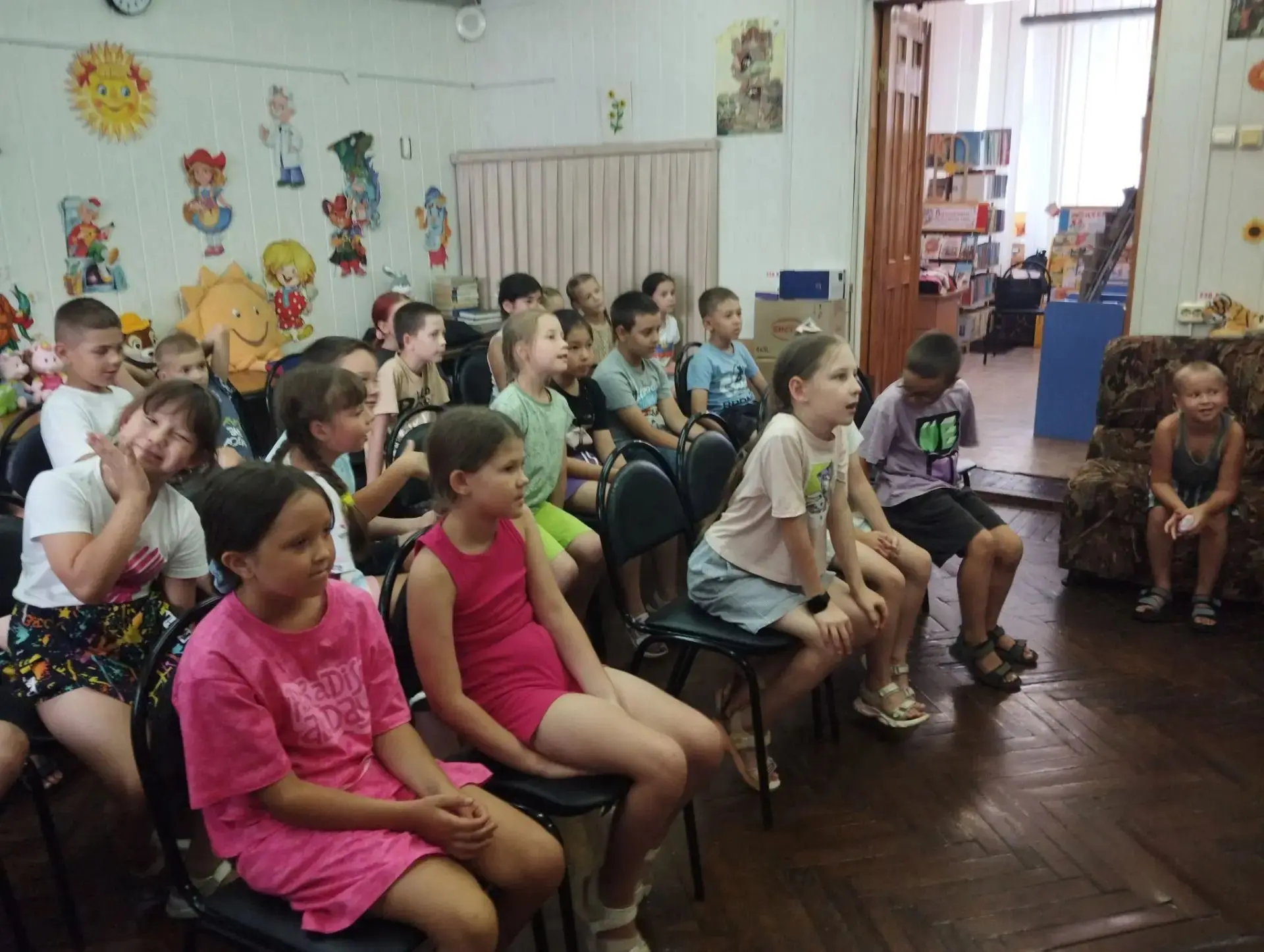 🚨 Безопасность и сказочные приключения: день в лагере «Радуга» 🌈

Сегодня для воспитанников нашего
