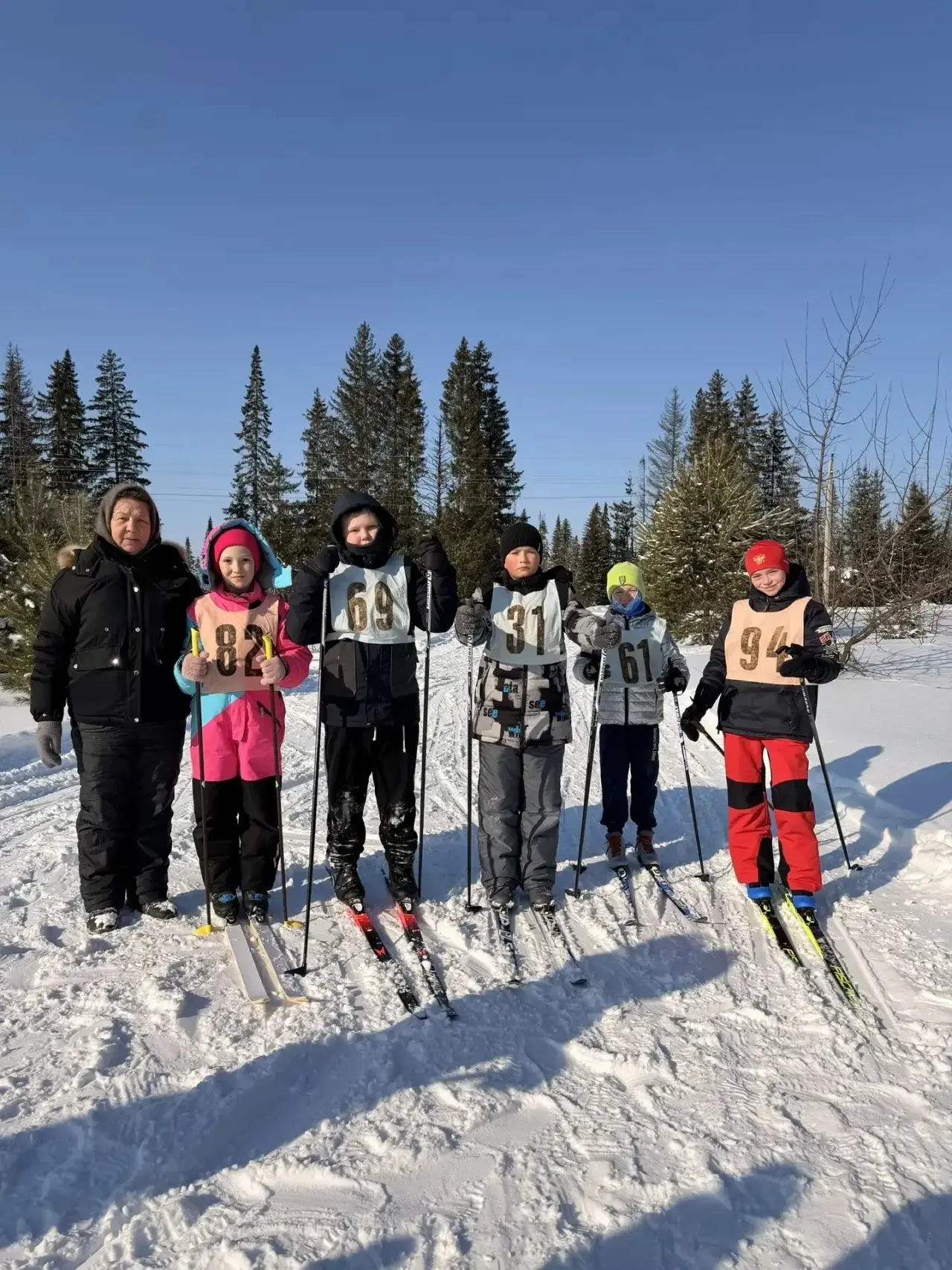 🥇⛷️Поздравляем с ПОБЕДОЙ в районных лыжных соревнованиях КОМАНДУ  учащихся начальной ш...