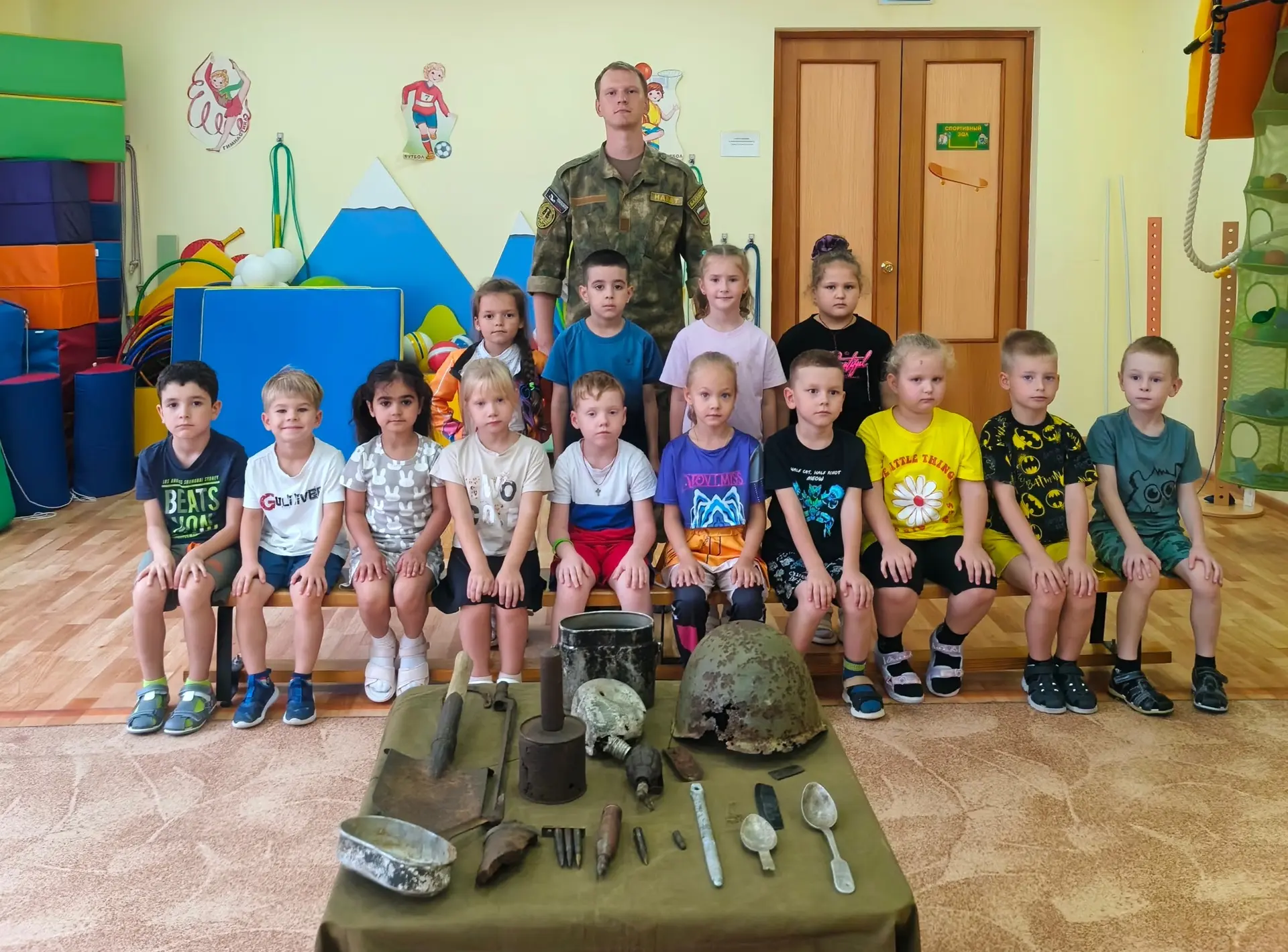 Юные балаковцы прикоснулись к истории: экскурсии в музее «Боевой Славы»