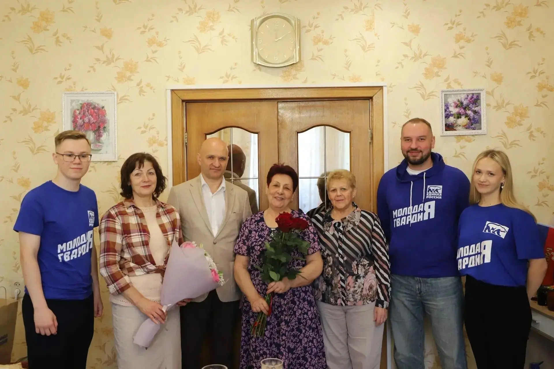 40 лет у печи: в Туле поздравили ветерана металлургии

Активисты «Молодой Гвардии Единой России» вме