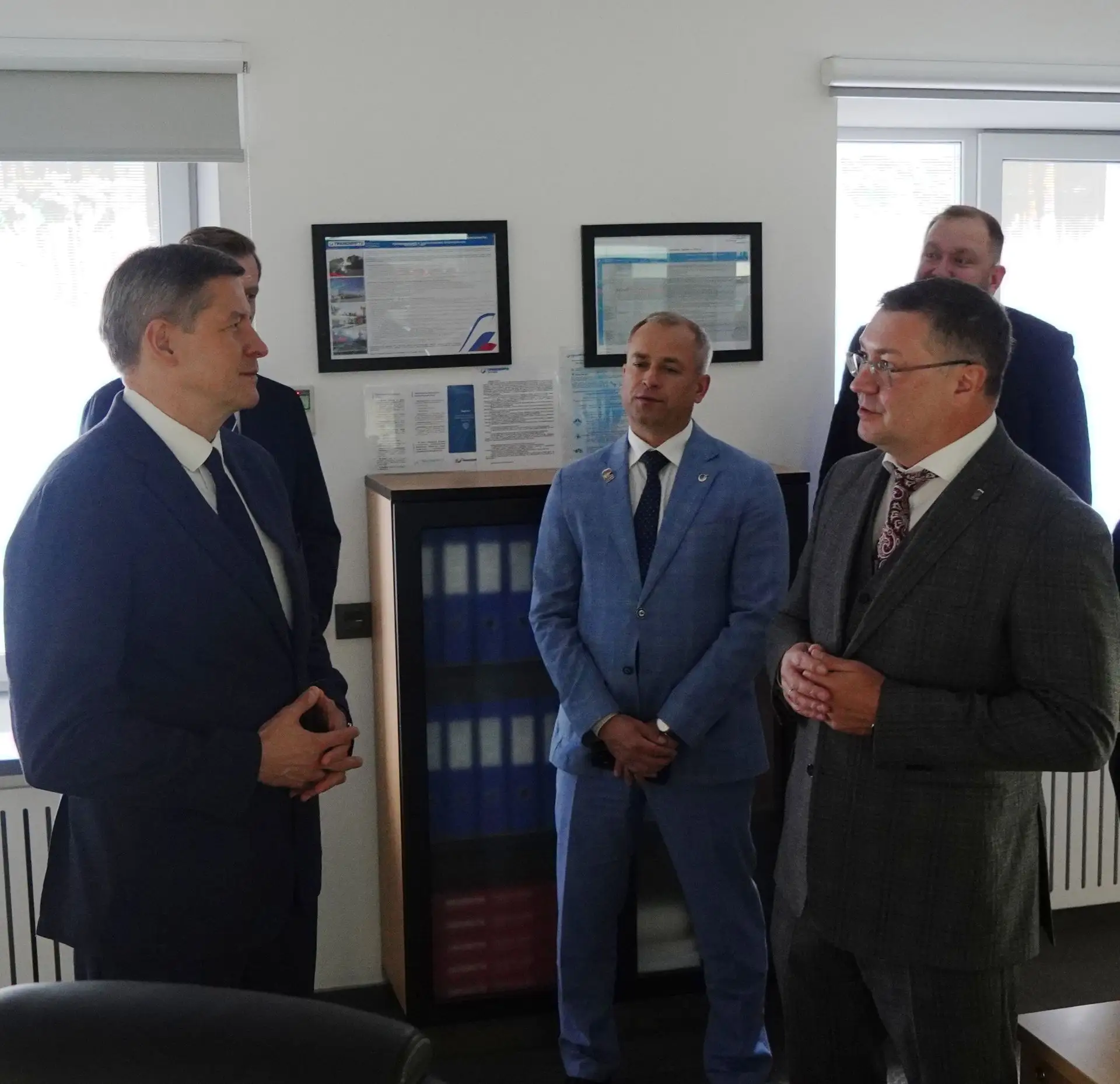В День работников нефтяной и газовой промышленности побывал на производственных объекта...